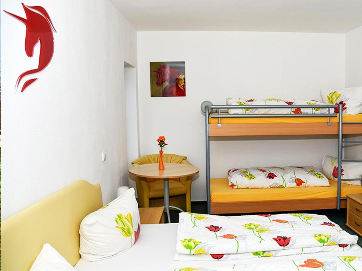 Hotel Duren ภายนอก รูปภาพ